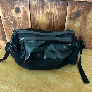 Patagonia Black Crossbody Bag
Black Hole® Waist Pack 5L